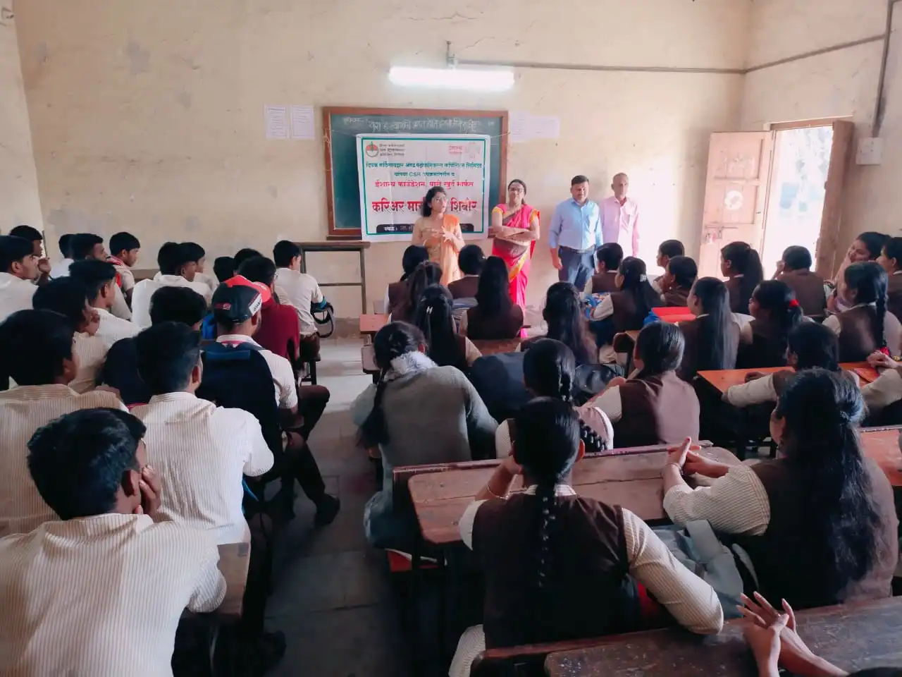 debate on why students are going to study in foreign countries